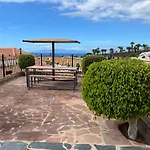 Tenerife Lucia, * Адехе